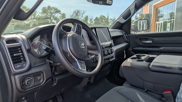 2026 RAM Ram 1500 RAM 1500 TRADESMAN CREW CAB 4X4 5'7' BOX