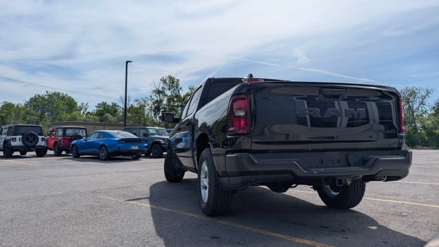 2026 RAM Ram 1500 RAM 1500 TRADESMAN CREW CAB 4X4 5'7' BOX