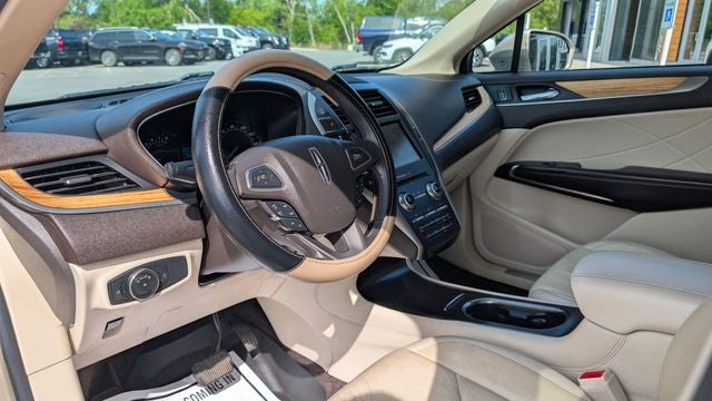 2015 Lincoln MKC Base