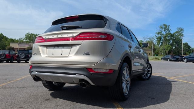 2015 Lincoln MKC Base